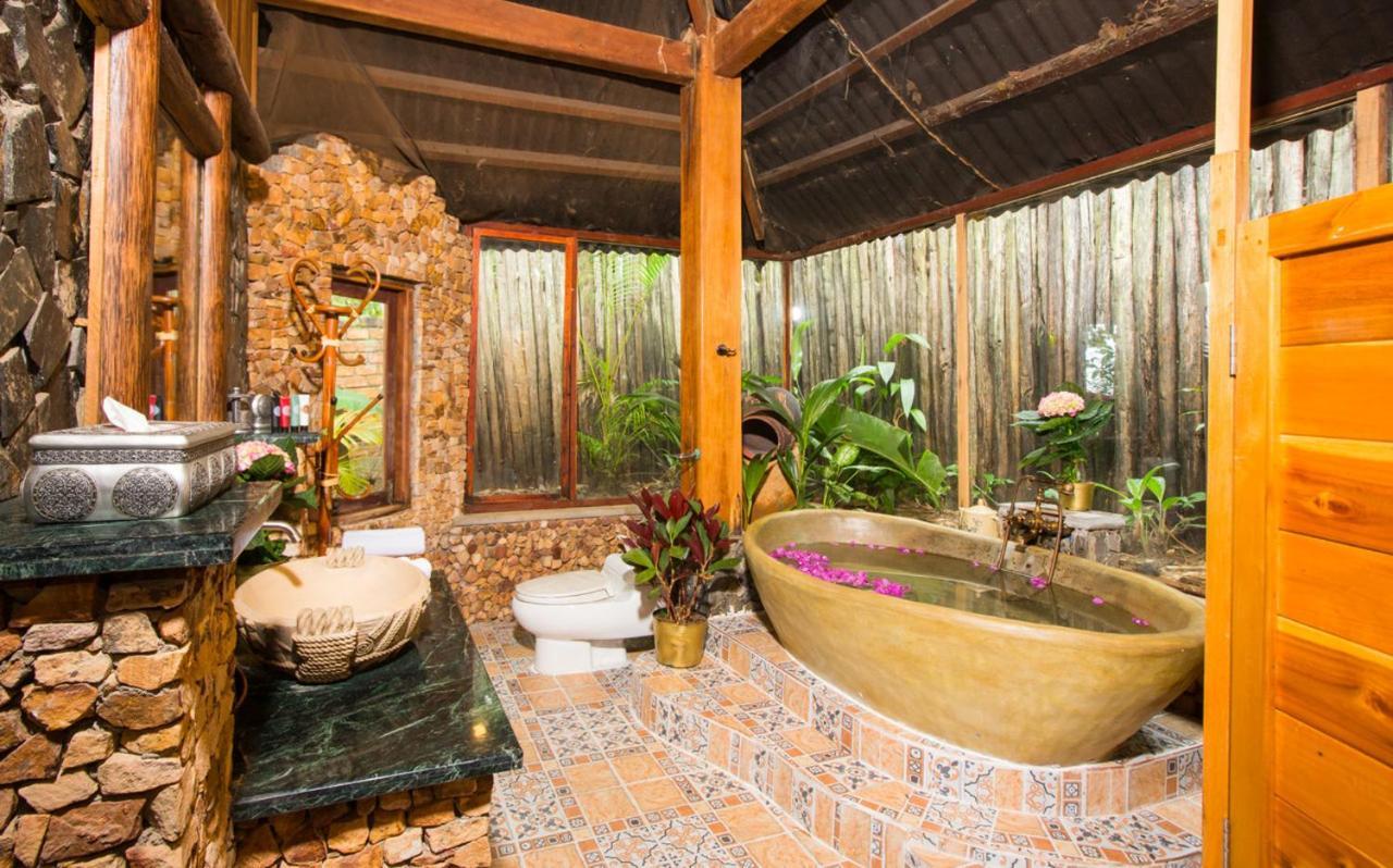 Chez Carole Beach Resort Phu Quoc Exterior photo